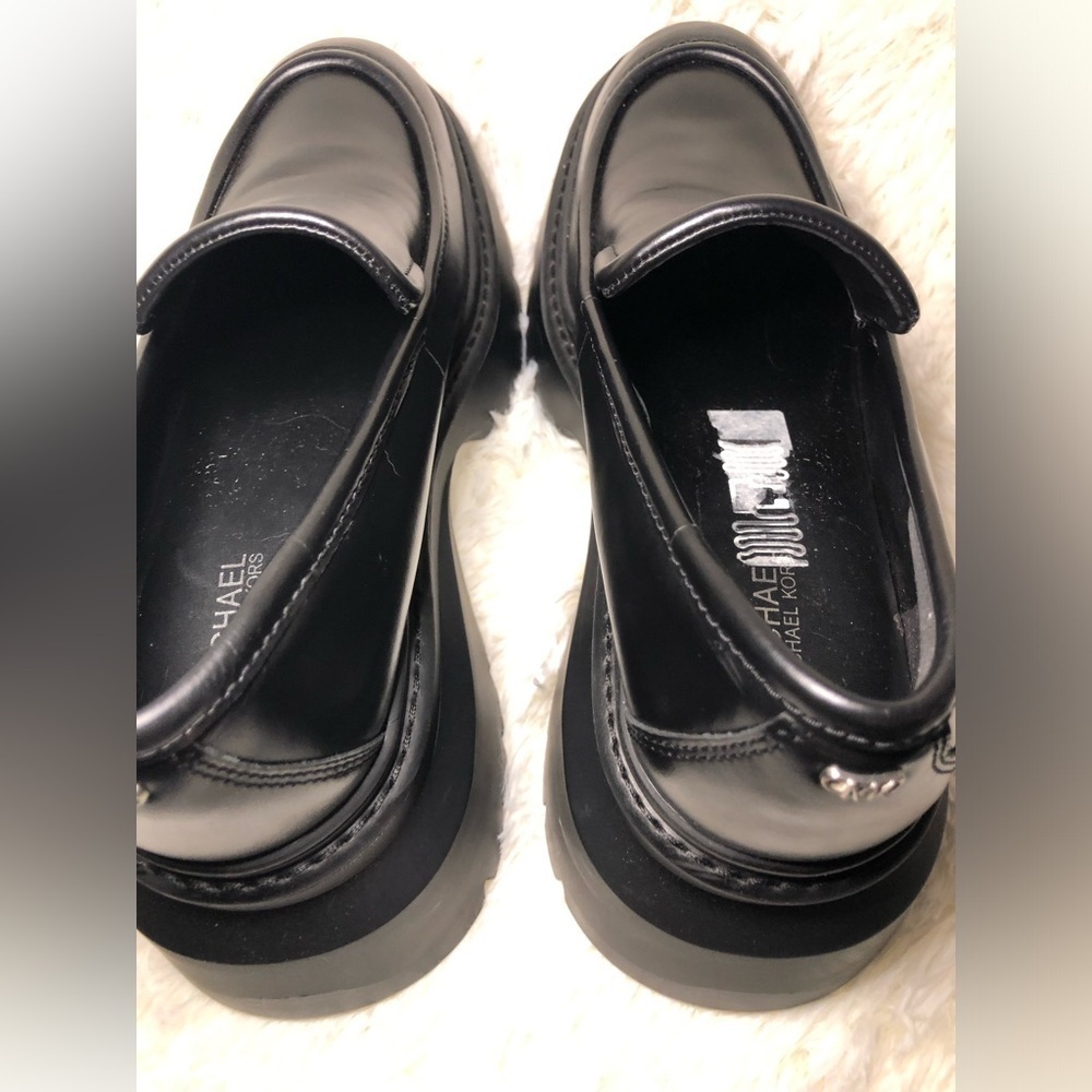 Michael Kors Black Women's Shiloh Leather Platform Loafers sizes 7.5 and 8.5 New - Picture 7 of 16